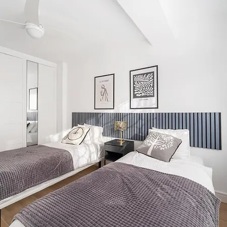 Espectacular Piso Reformado Al Lado Del Rio Turia * Valência