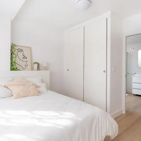 Espectacular Piso Reformado Al Lado Del Rio Turia Apartamento