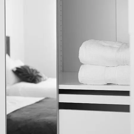 Espectacular Piso Reformado Al Lado Del Rio Turia Valência