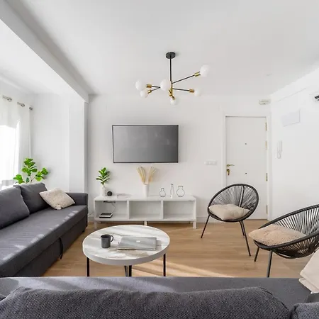 Espectacular Piso Reformado Al Lado Del Rio Turia Apartman